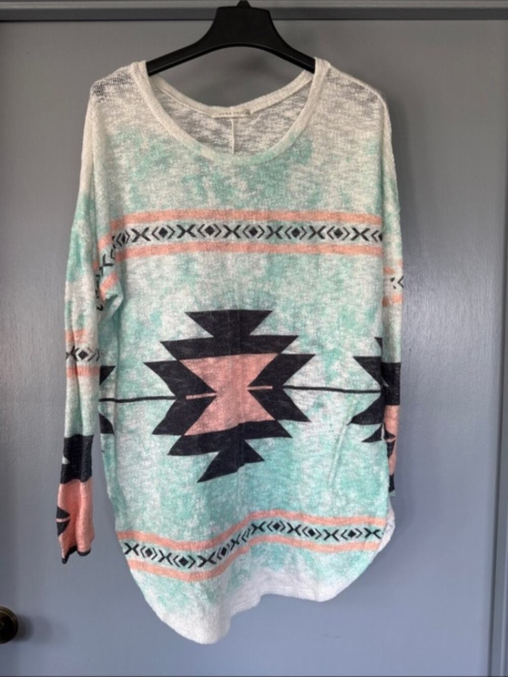 Luna Chic Southwestern Lightweight Pullover Sweater Women Long Sleeves sz M